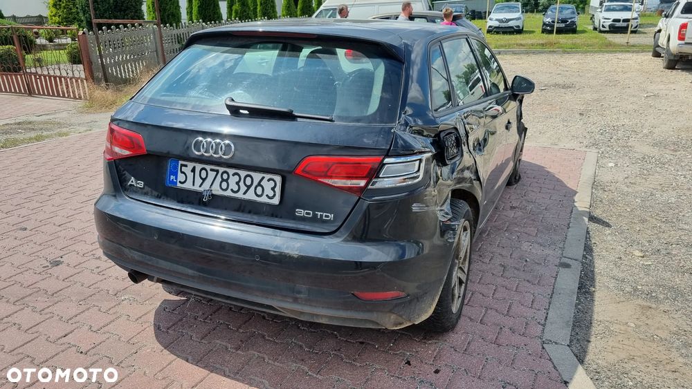 Audi A3 Sportback 1.6 TDI - 17