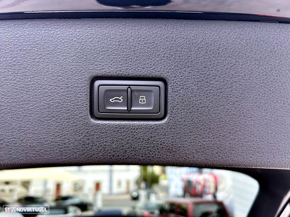 Audi SQ8 S TFSI quattro tiptronic - 36