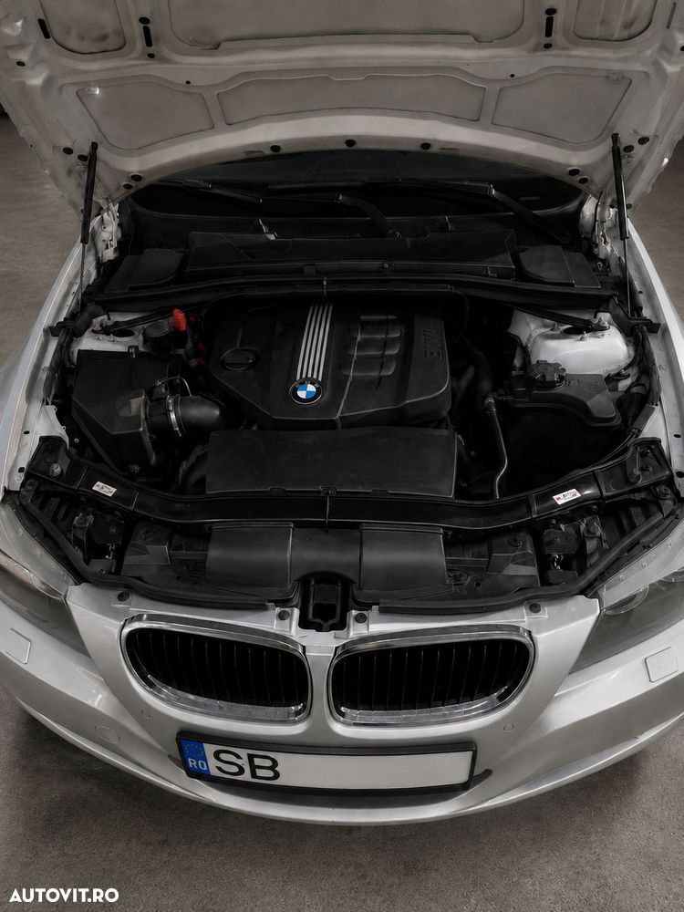 BMW Seria 3 318d - 18