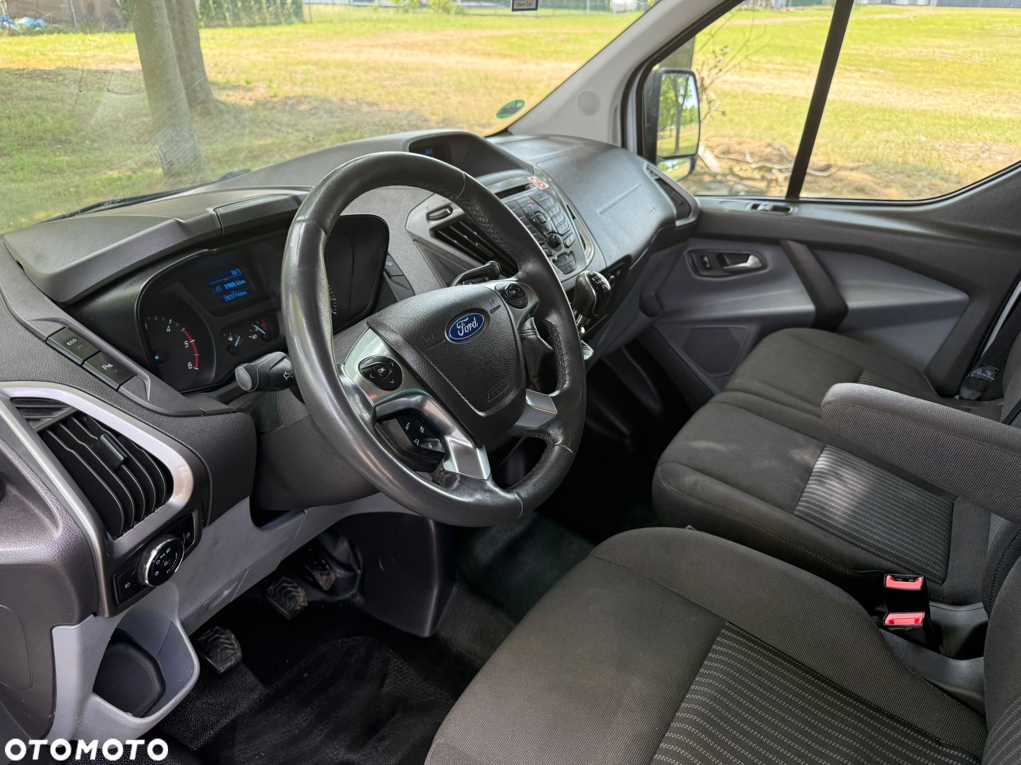Ford Transit Custom 290 L2H1 Ambiente - 19