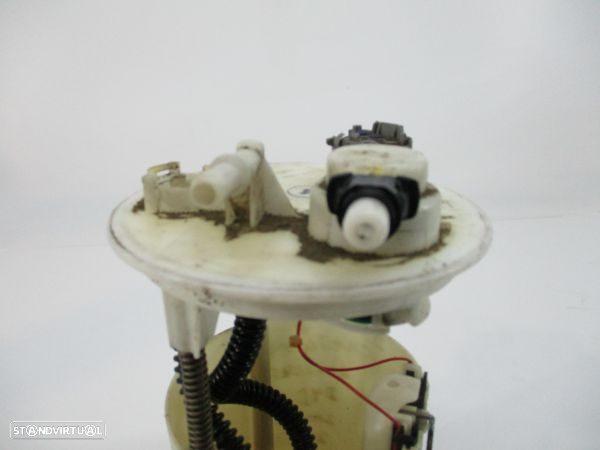 Bomba / Boia Combustivel  Toyota Avensis (_T25_) - 4