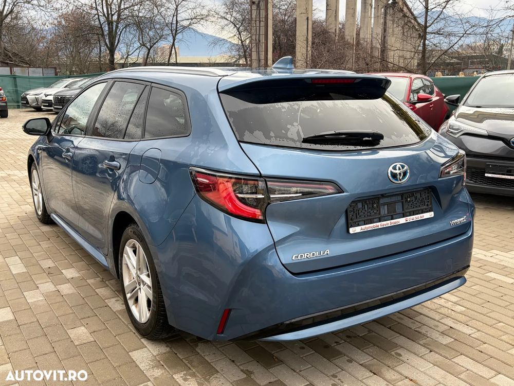 Toyota Corolla 1.8 HSD Business - 4