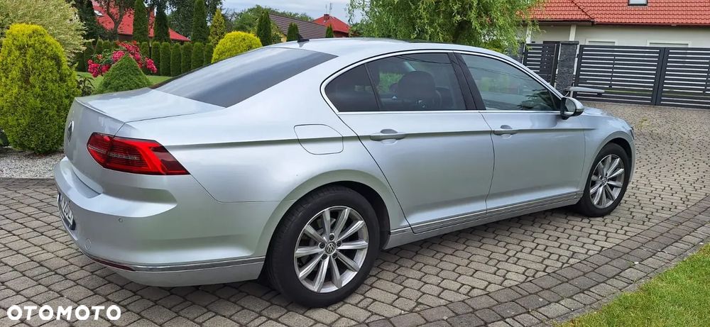 Volkswagen Passat 1.8 TSI BMT Highline DSG - 1