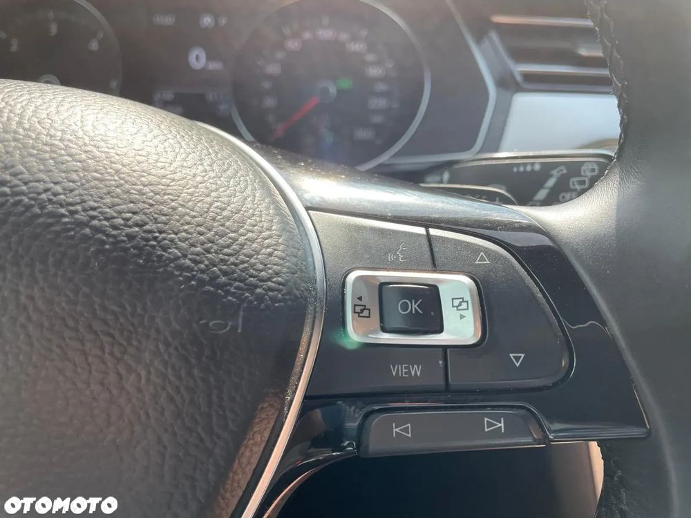 Volkswagen Passat ver-2-0-tdi-bmt-comfortline-dsg7 - 39