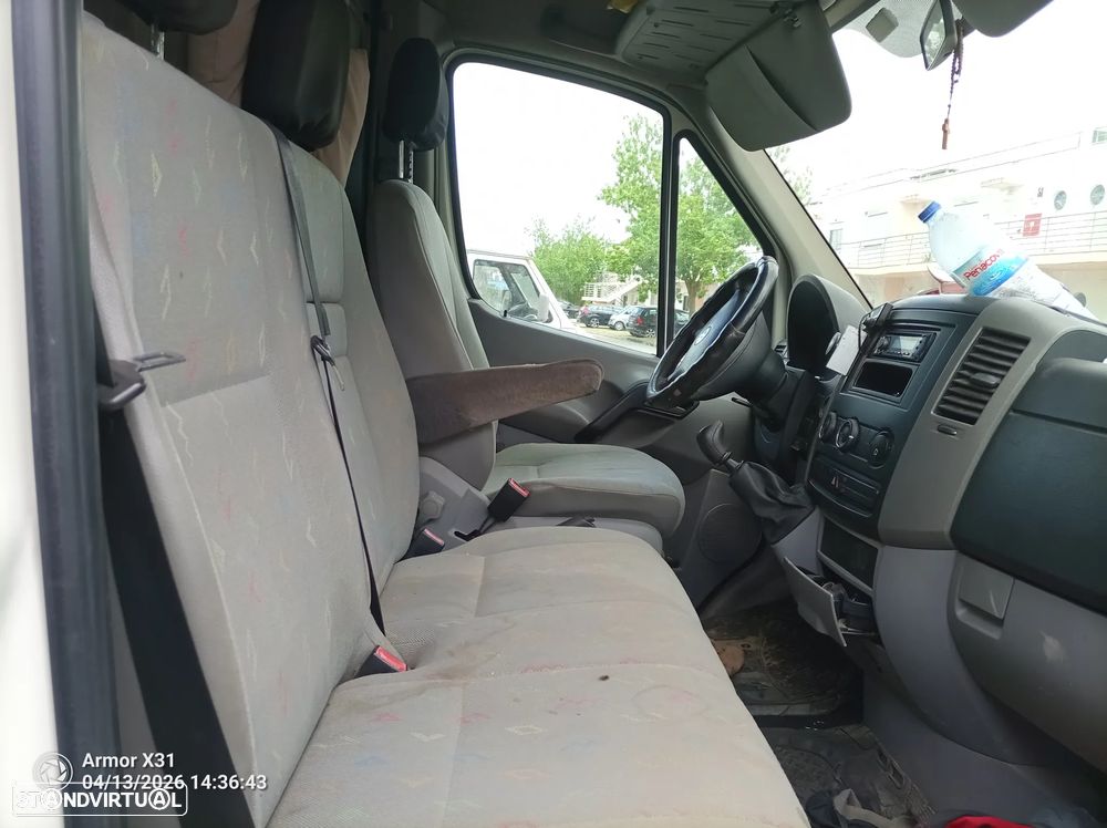 VW Crafter 30 2.5 TDi 136 CD Média - 11