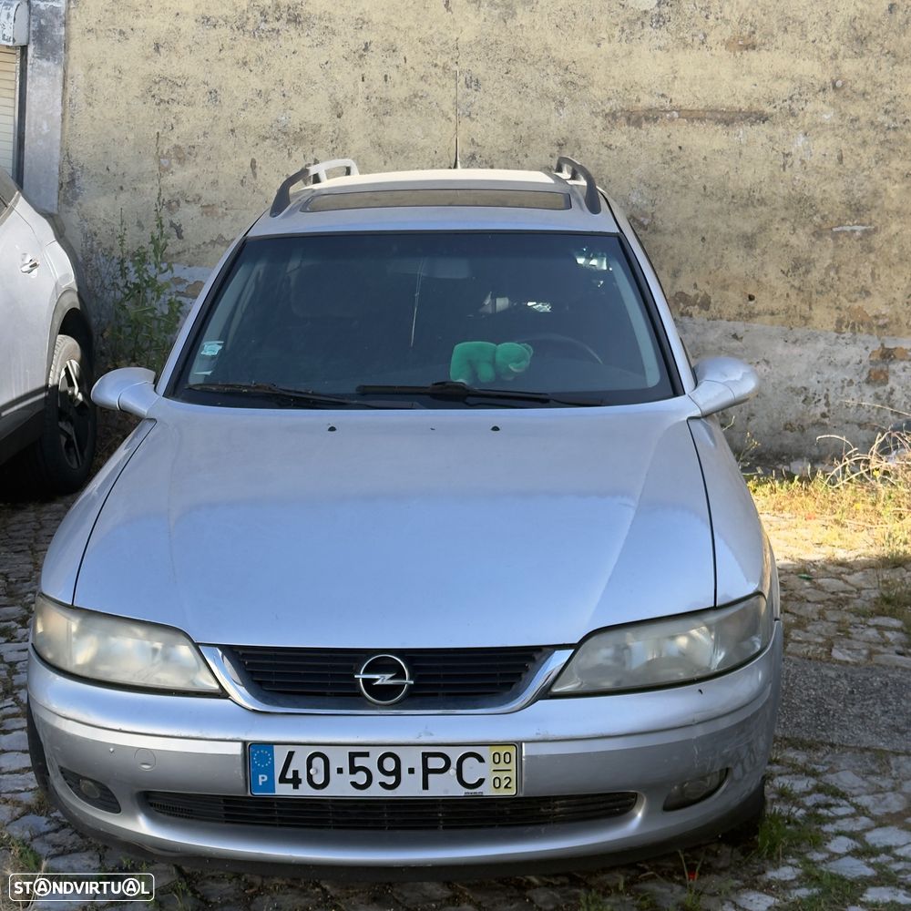 Opel Vectra Caravan 1.6i 16V CD - 3