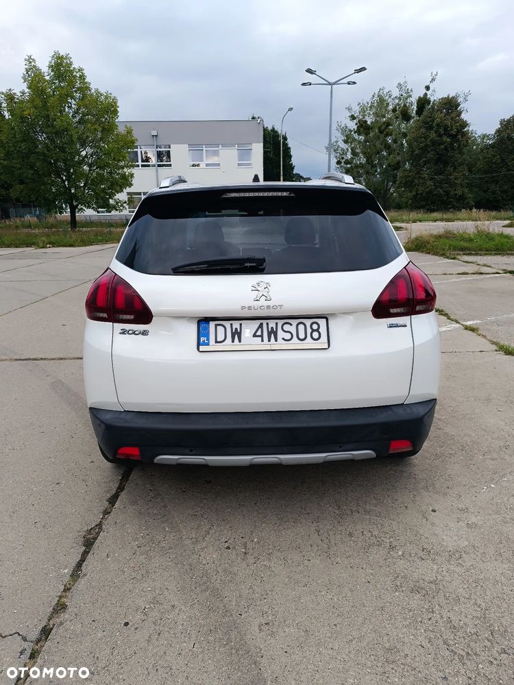 Peugeot 2008 2017 photo 5