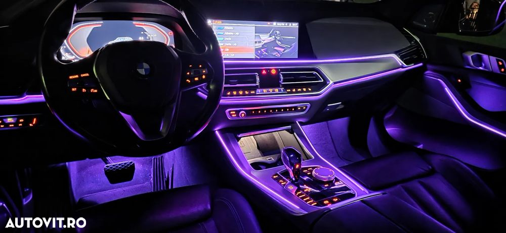 BMW X5 xDrive30d xLine - 24