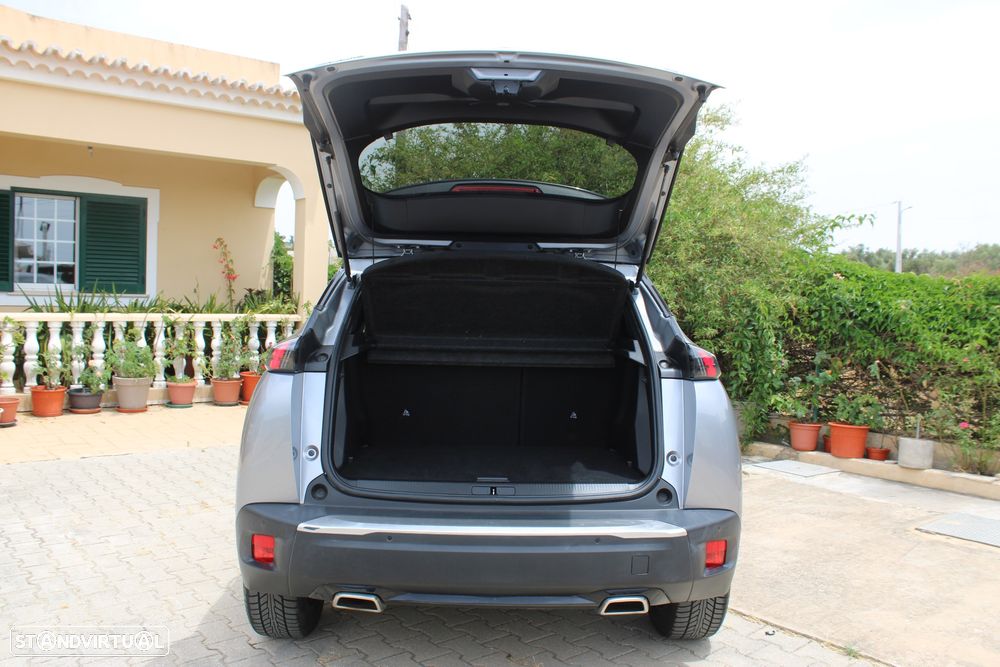 Peugeot 2008 ver-1-2-puretech-gt - 16