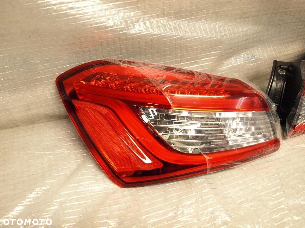 maserati ghibli  2013-  lampa tyl tylna   usa  // prawa // m157 - 3