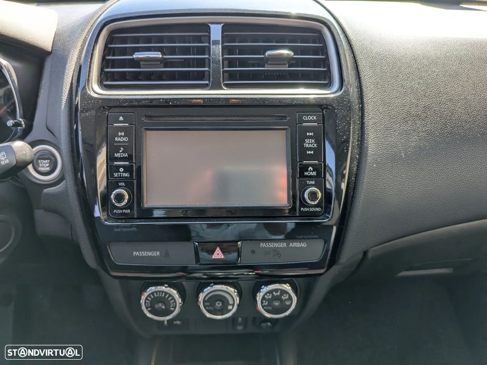 Mitsubishi ASX 1.6 DI-D Intense Black Edition - 10