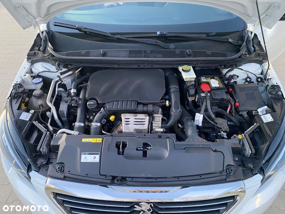 Peugeot 308 PureTech 130 EAT6 Stop & Start GT-Line Edition - 39
