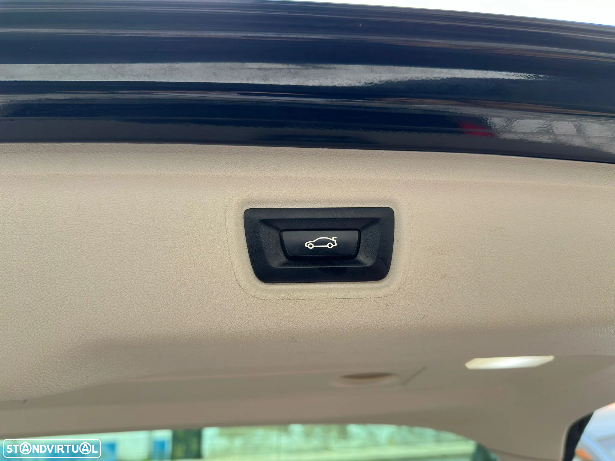 BMW 330 e Touring Line Sport Auto - 28