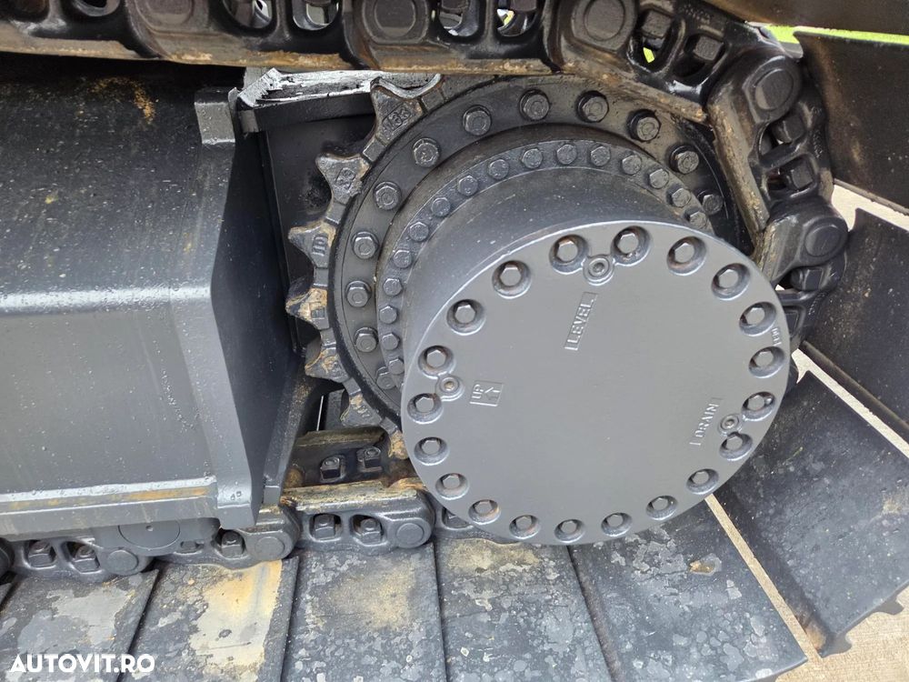 Hitachi BRATE LUNGI la 22m, cupa 1mc, 39 tone, HITACH ZX350LC-6, 2019, 7.452h, Consum mediu 21l/h, camera spate si laterale, Inst hydr pe brate, Cupa taluz, Lant 80% ok, Contragreutate, 284CP, posibilitate leasing, STARE FOARTE BUNA-PROMOTIE 179.900 EUR+Tva - 35