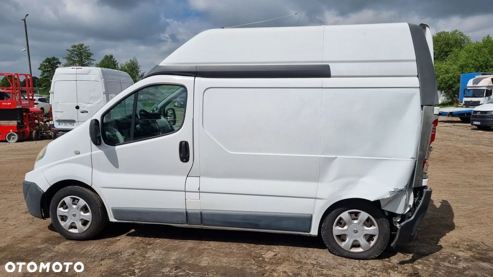 Renault Trafic - 19
