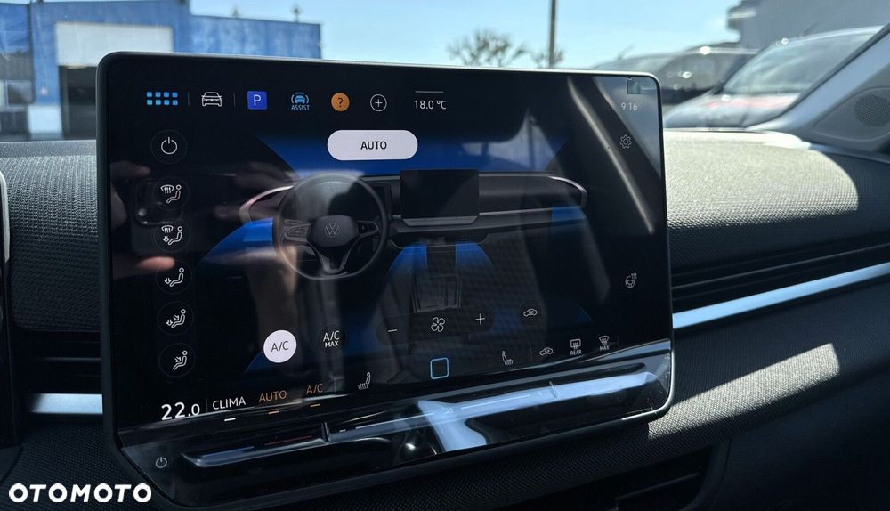 Volkswagen T-Roc - 21