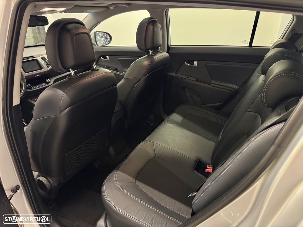 Kia Sportage 1.7 CRDI ISG Prime - 21
