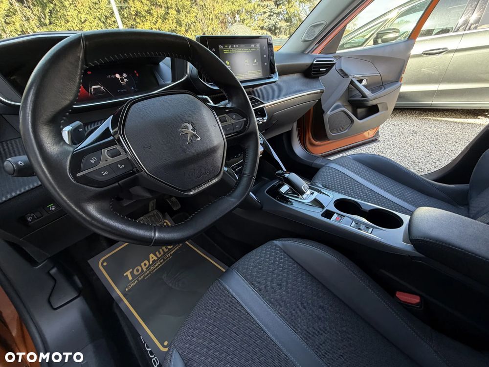 Peugeot 2008 1.5 BlueHDi Allure Pack S&S EAT8 - 20