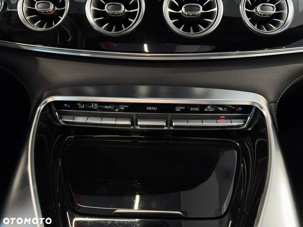 Mercedes-Benz AMG GT - 34