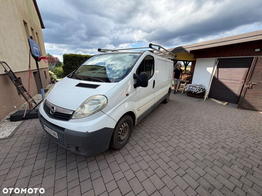 Opel Vivaro L2H1 2.9t - 4