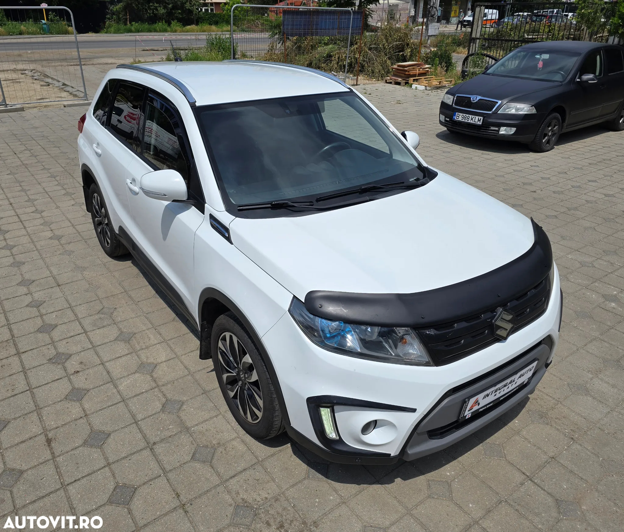 Suzuki Vitara 1.6 4X4 Spirit Aut. - 24