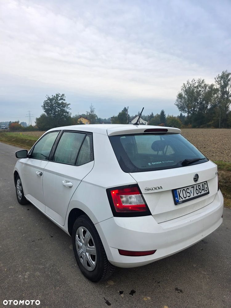 Skoda Fabia - 8
