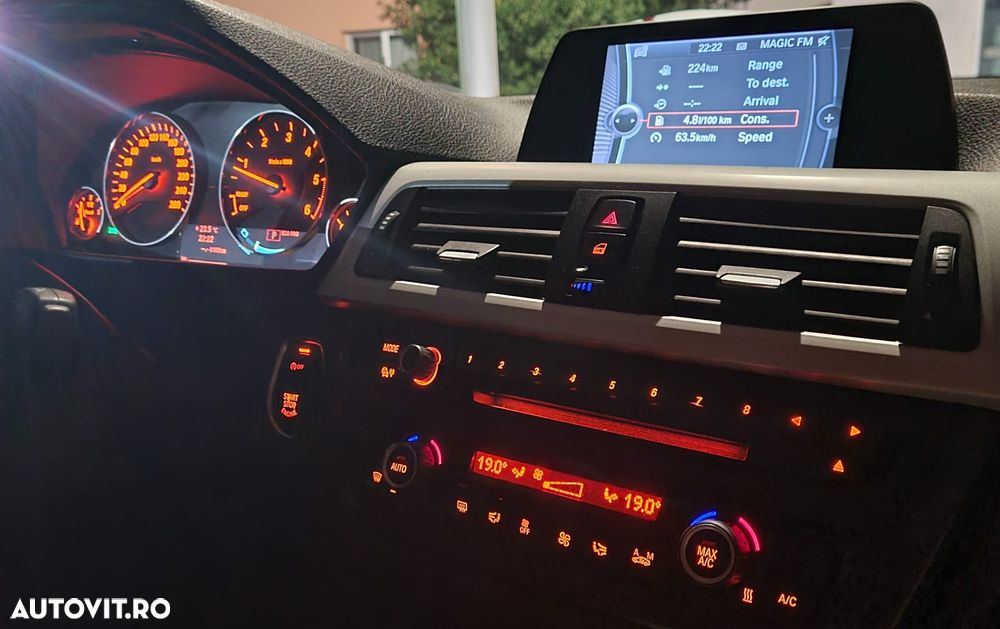 BMW Seria 3 320d Touring Aut. Efficient Dynamics Edition - 7