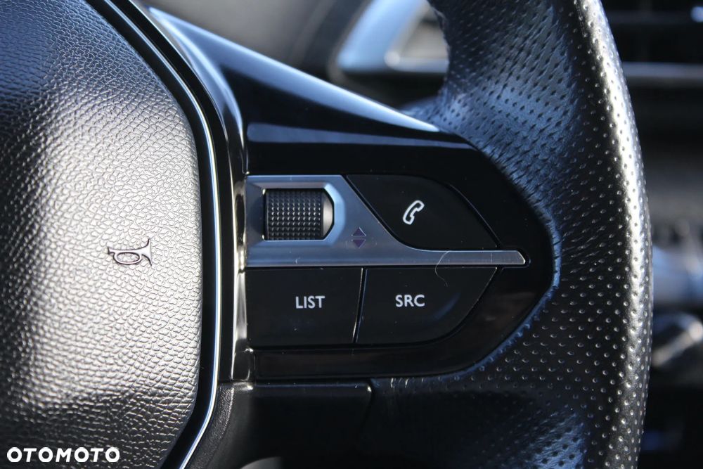 Peugeot 5008 2017