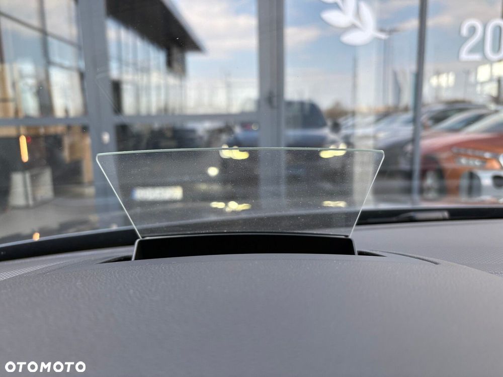 Volkswagen Tiguan - 23