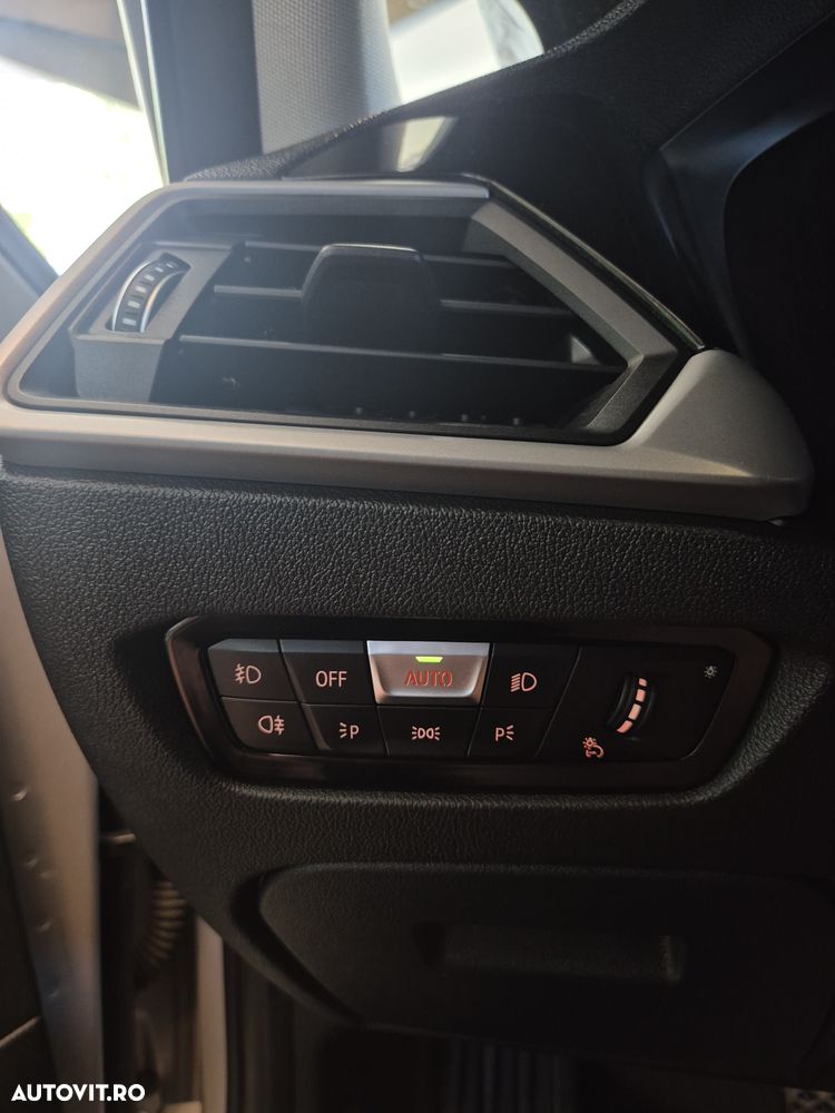 BMW Seria 3 320d xDrive AT MHEV - 14