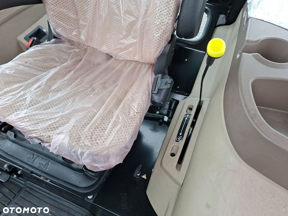 John Deere 5405 4X4 - 12