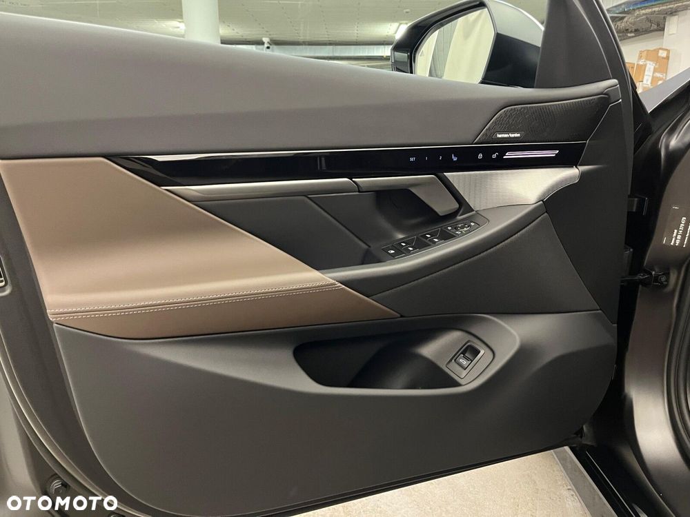 BMW Seria 5 520d xDrive mHEV M Sport - 17