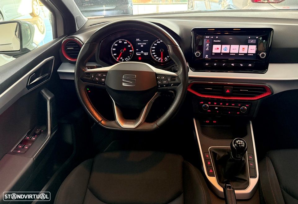 SEAT Arona 1.0 TSI FR - 19