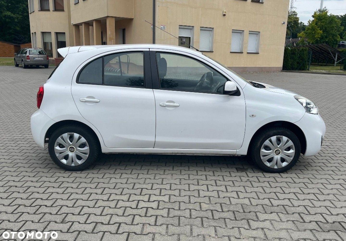 Nissan Micra - 8