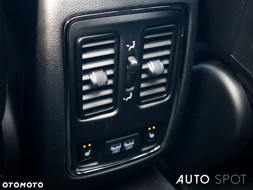 Jeep Grand Cherokee 6.4 V8 Hemi 4WD Automatik SRT - 39