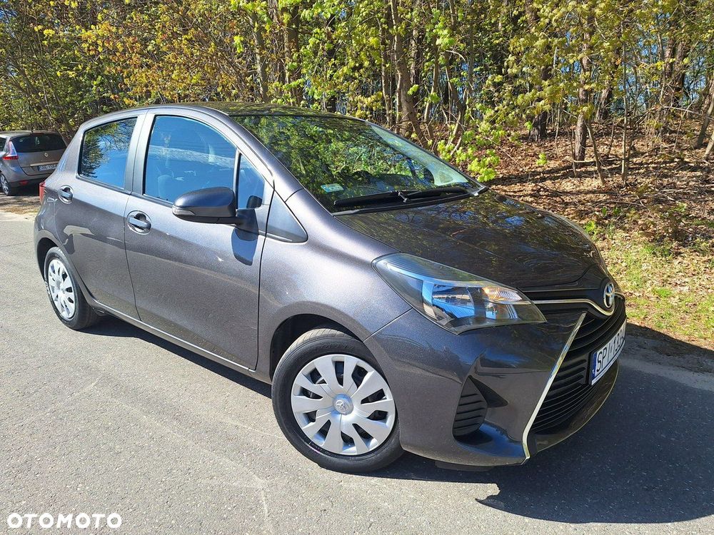 Toyota Yaris - 1