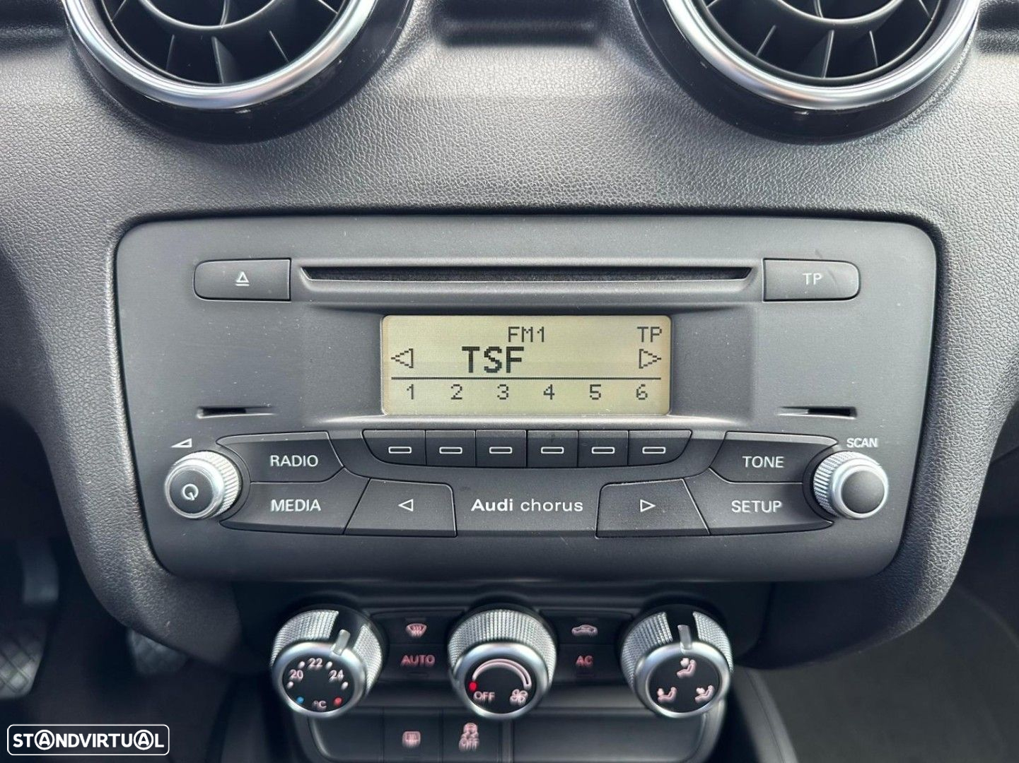 Audi A1 1.6 TDI Advance - 26
