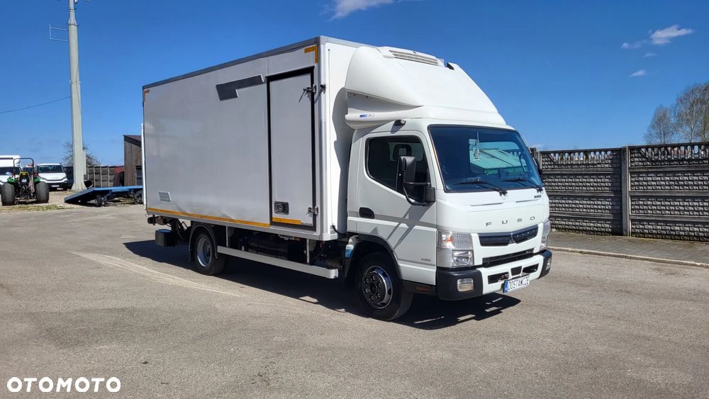 Mitsubishi Canter Fuso /Chłodnia/Mroźnia/kontener/ Izoterma/ Agregat Thermo King 450 e / Winda DHOLLANDIA 1500 KG / Mały przebieg tylko 91 tys Polski Salon ! - 3