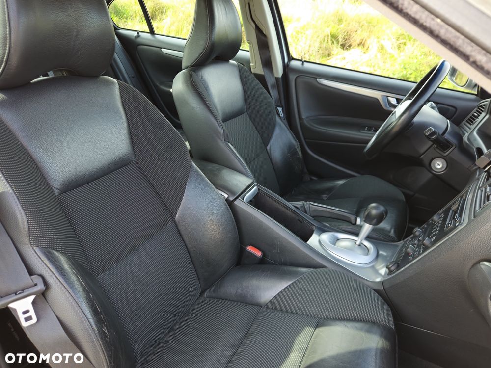Volvo S60 2.4D5 Momentum - 13