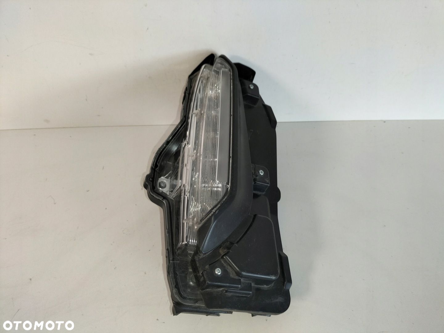 Halogen lampa LED DRL prawy TOYOTA YARIS CROSS 21- - 1