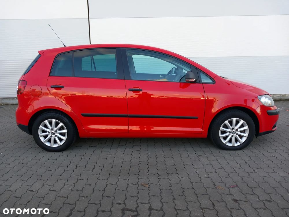 Volkswagen Golf Plus - 14
