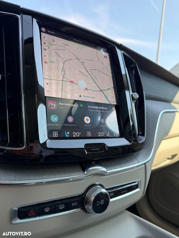 Volvo XC 60 Recharge T8 AWD AT Ultimate Bright - 13