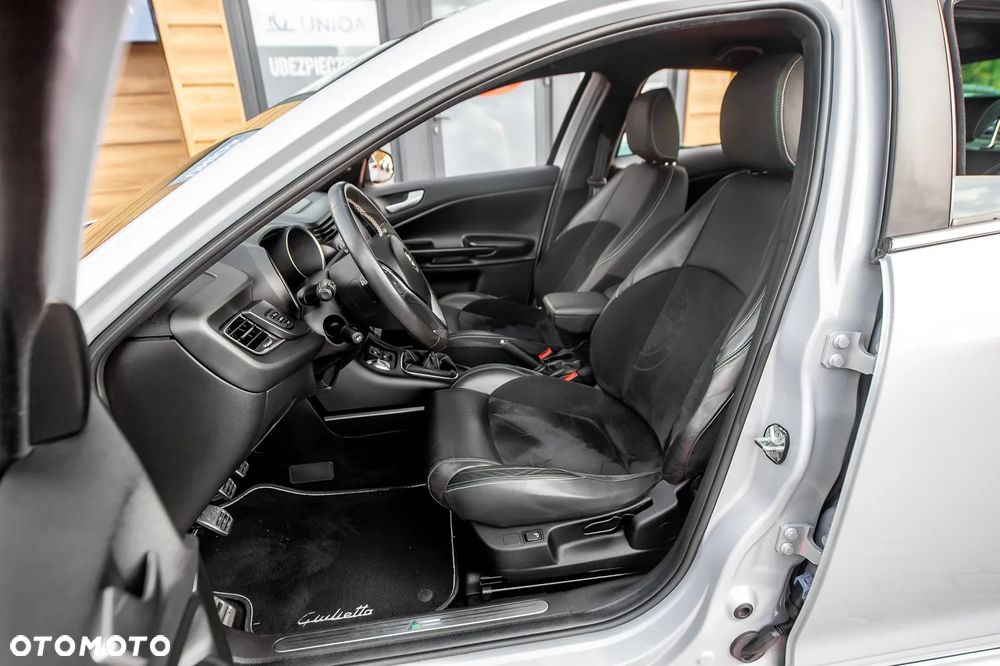 Alfa Romeo Giulietta 1.4 TB MultiAir Exclusive - 31