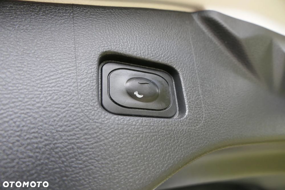 Ford Mondeo 2.0 Ti-VCT Titanium - 35