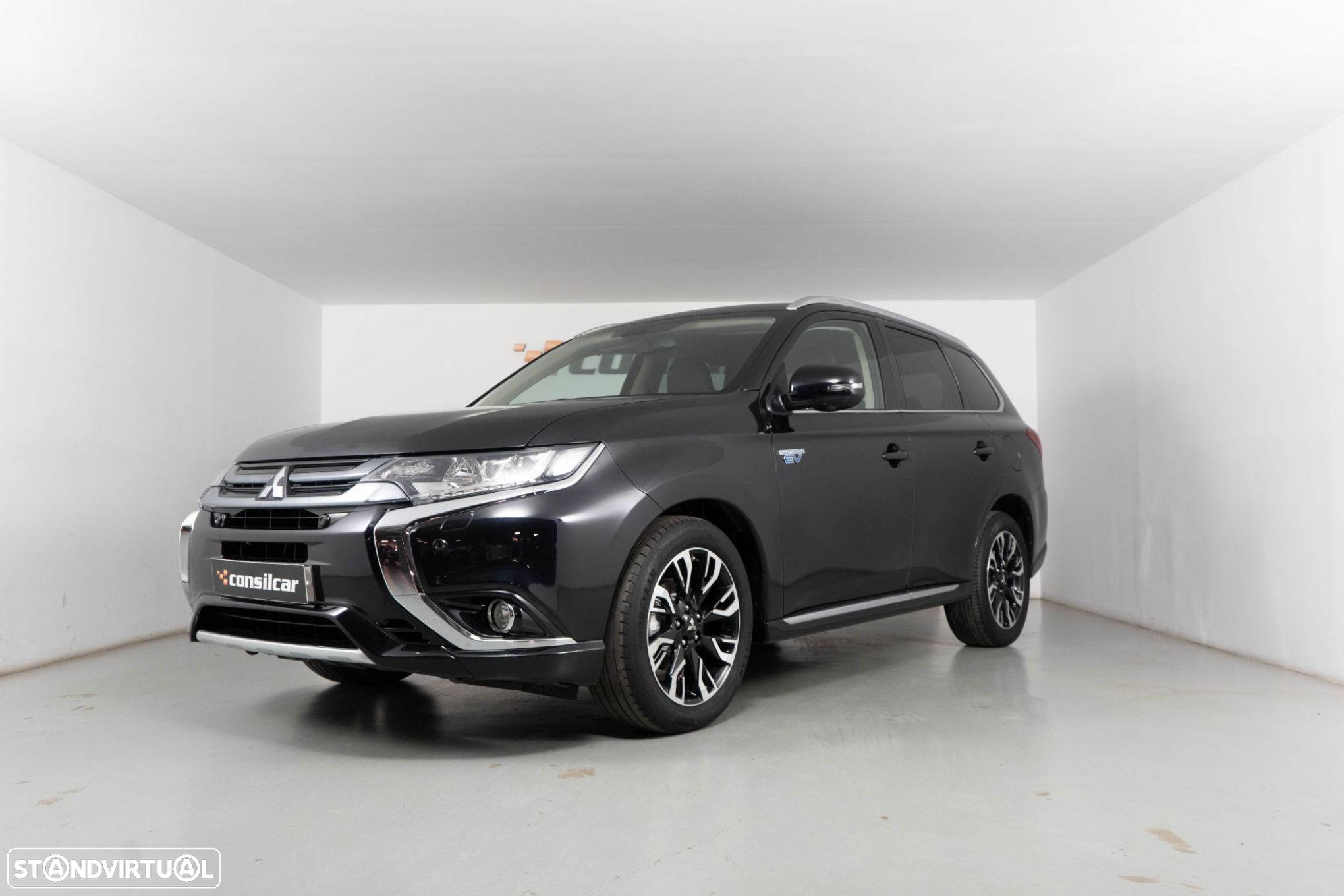 Mitsubishi Outlander 2.0 PHEV Intense Navi - 6