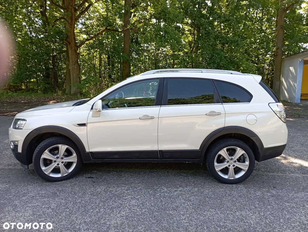 Chevrolet Captiva 2.2 D LTZ - 5