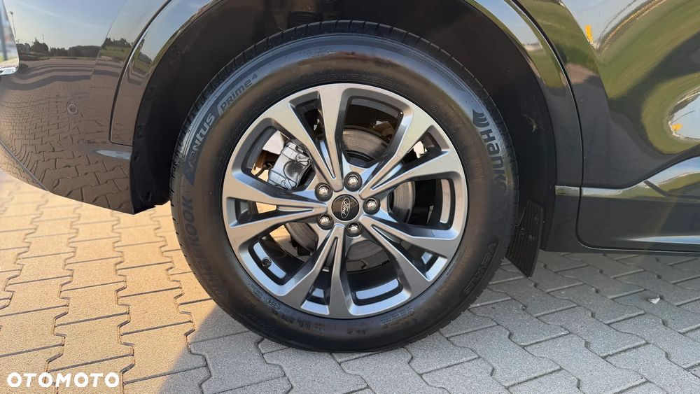 Ford Kuga 2.5P PHEV FWD ST-Line X - 17