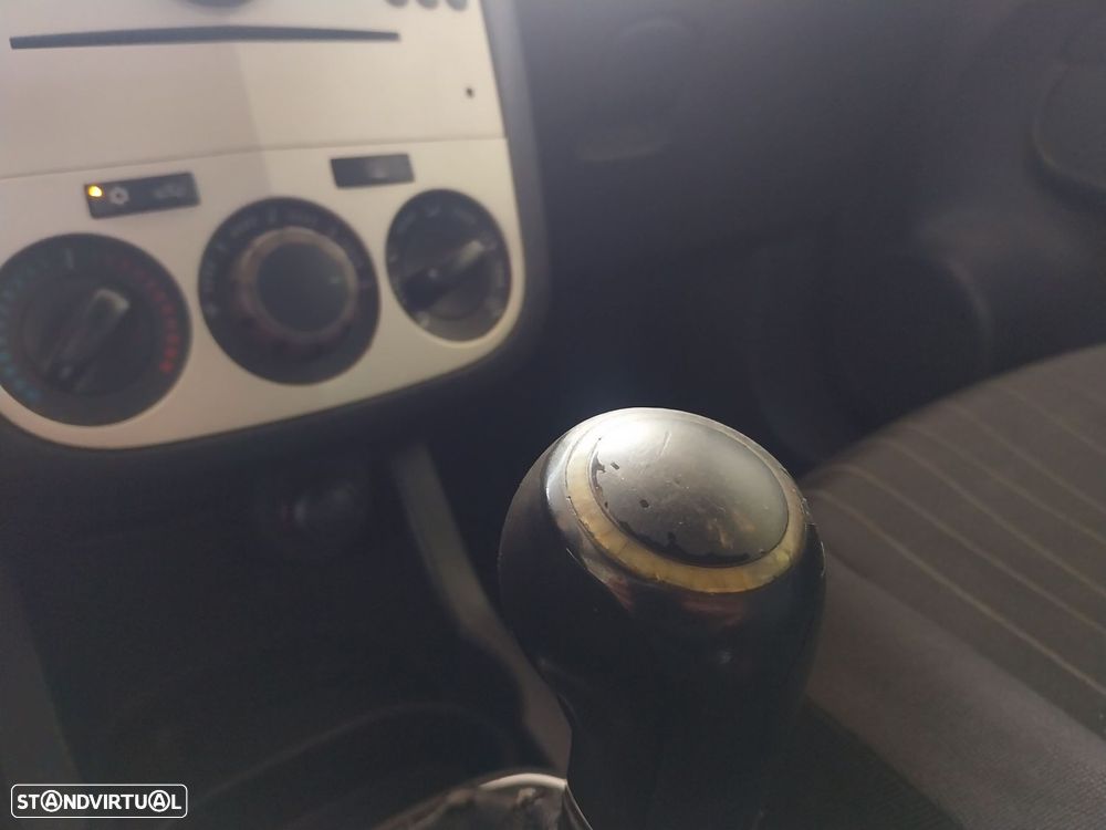 Opel Corsa 1.3 CDTI CMON - 8