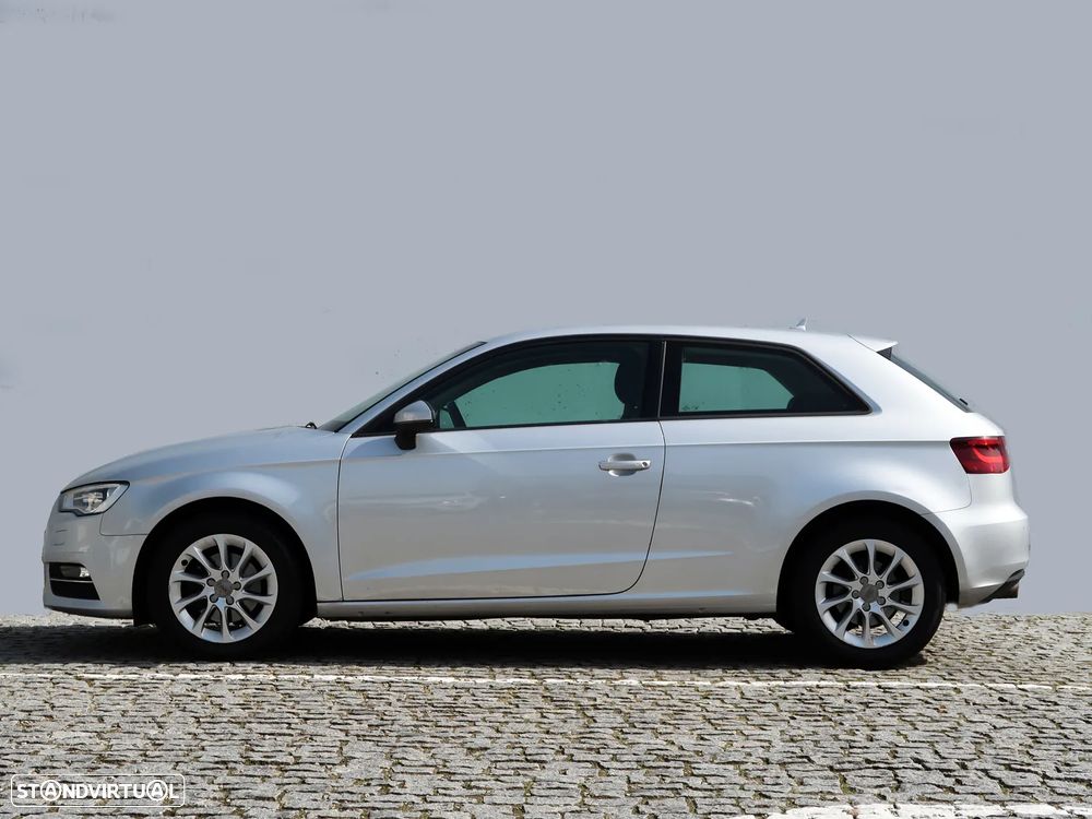 Audi A3 1.6 TDI DPF Attraction - 3