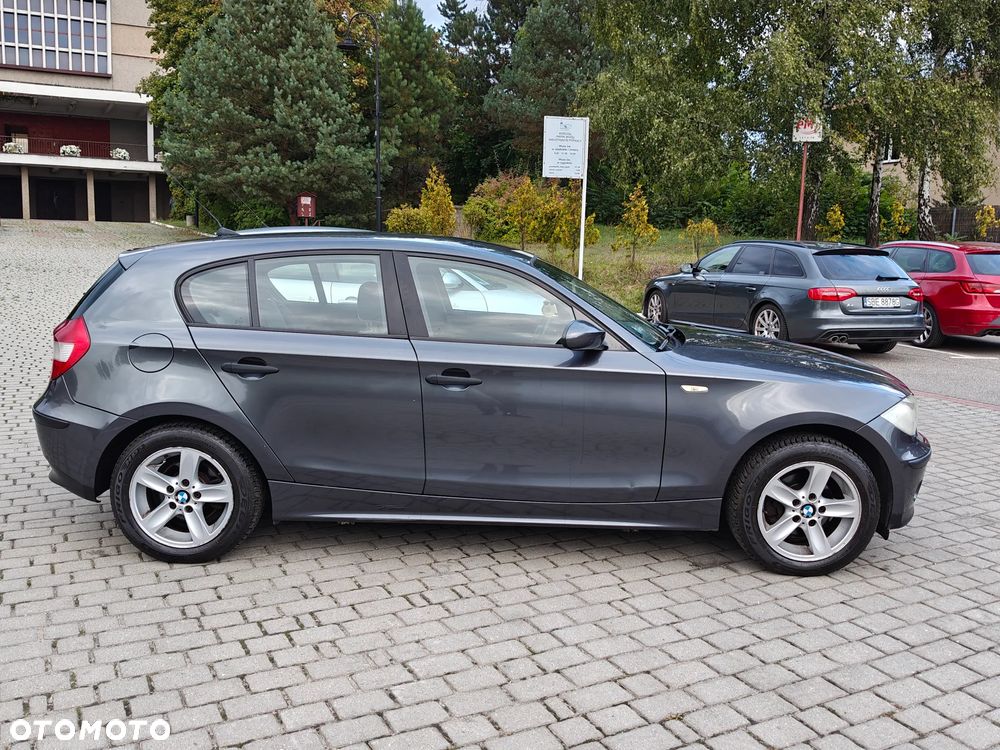 BMW Seria 1 118i - 5